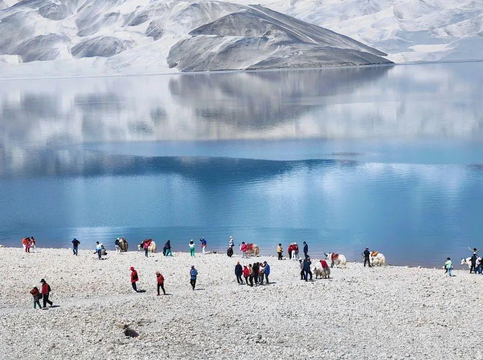 白沙湖景区介绍 中国地图上最西北的新疆旅游景区之一