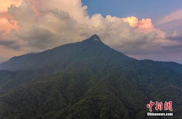 海南五指山景区介绍 人这一辈子，一定要去一趟