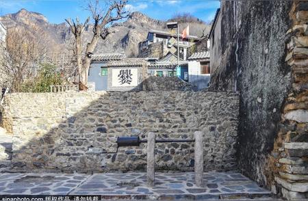 门头沟属于北京哪个区域（北京门头沟区的地形和居住情况）