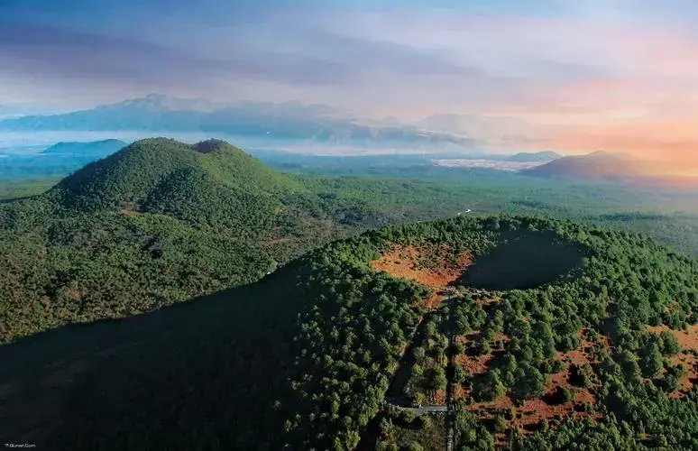 中国有火山吗在哪个地方（我国的六大火山群）